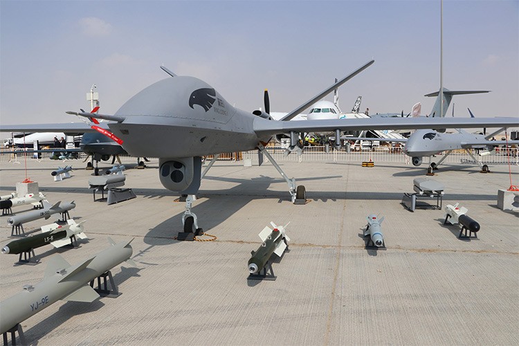 Savunma ve havacılık şirketleri yatırımcısını sevindirdi