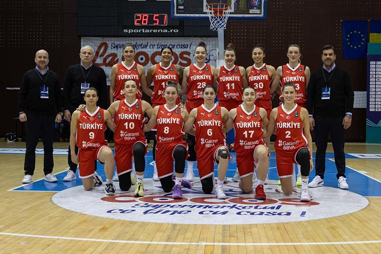 Beraberlik Ruhu, Millî Takımlarımızla Sahaya Taşınıyor