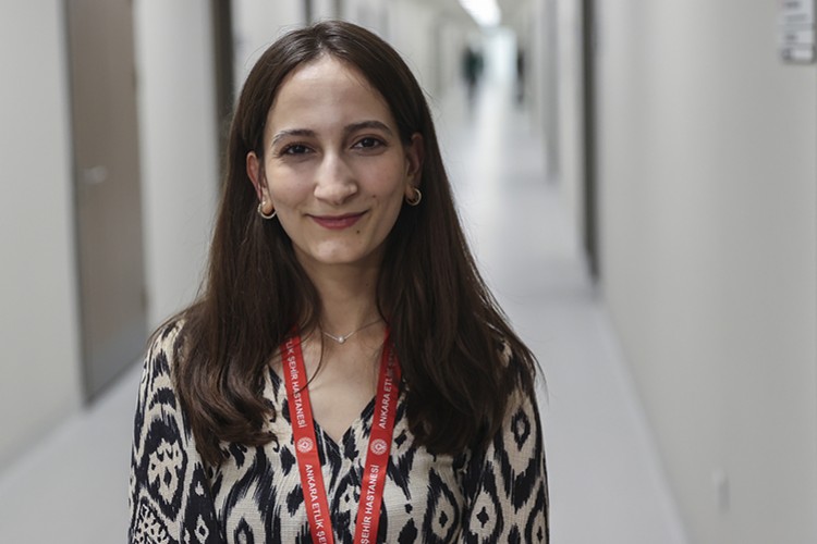 Kekemelikte erken tanı, konuşma terapisinde başarıyı artırıyor