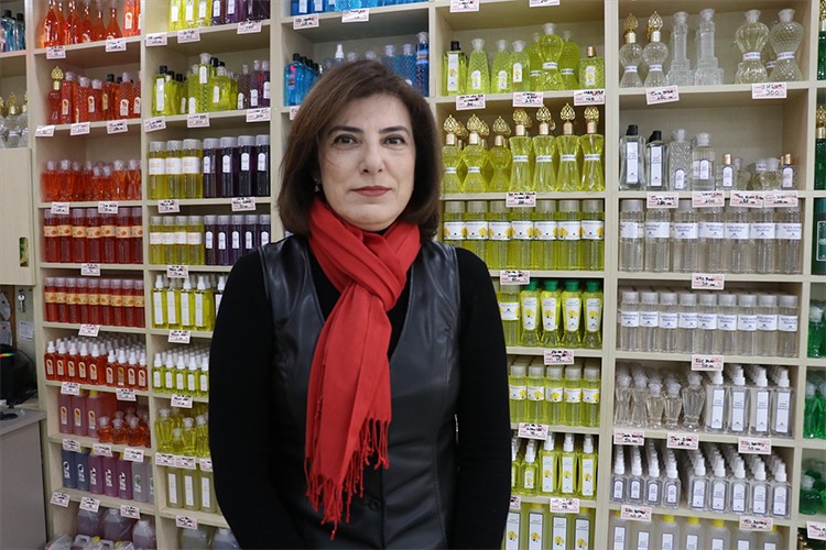 Dede mirasını ürettikleri kolonyalarla geleceğe taşıyorlar