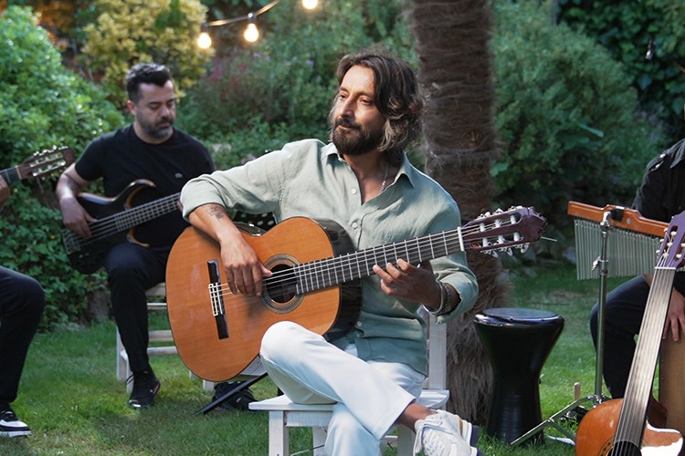 Ayhan Günyıl'la zamanda yolculuk