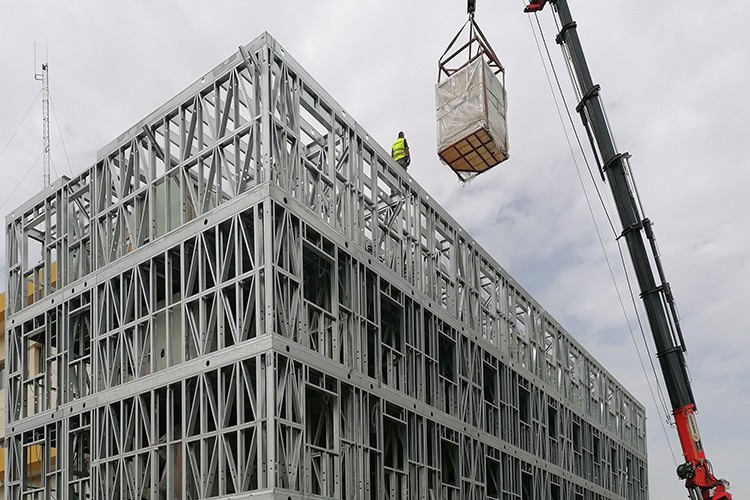 Depreme karşı çelik yapılar şart