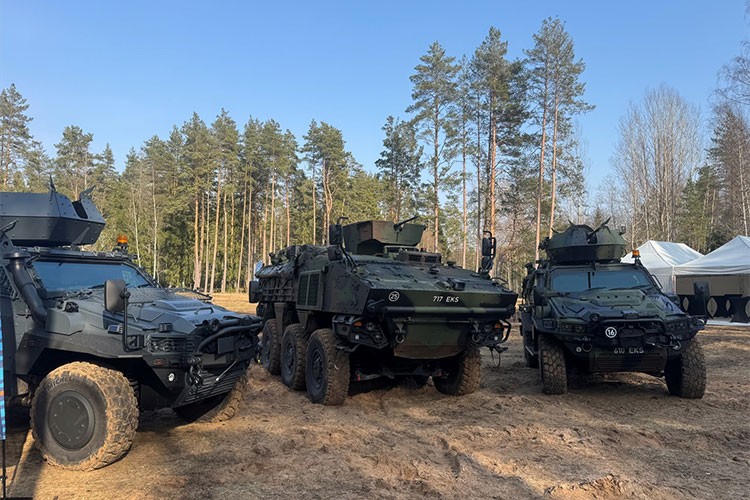 Türk zırhlı araçları Estonya'ya güç kattı