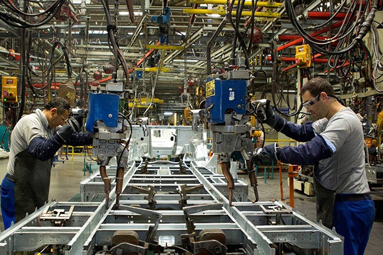 Sanayi üretimi Kasım'da yüzde 3.3 arttı