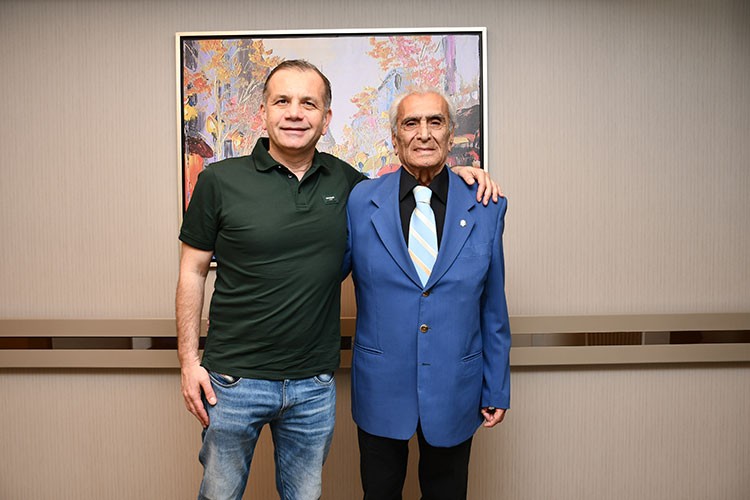 Robotik Cerrahiyle 80 Yaşında Sağlığına Kavuştu