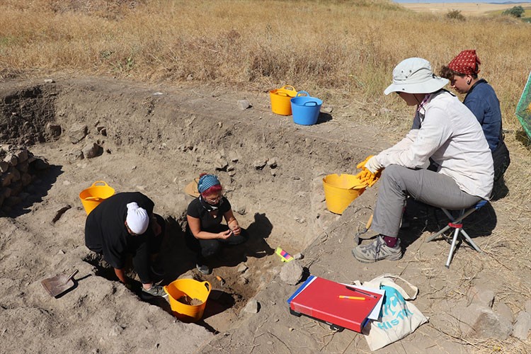Eski dönemlere ait yemek kültürü ve tarımsal ürünler araştırılıyor