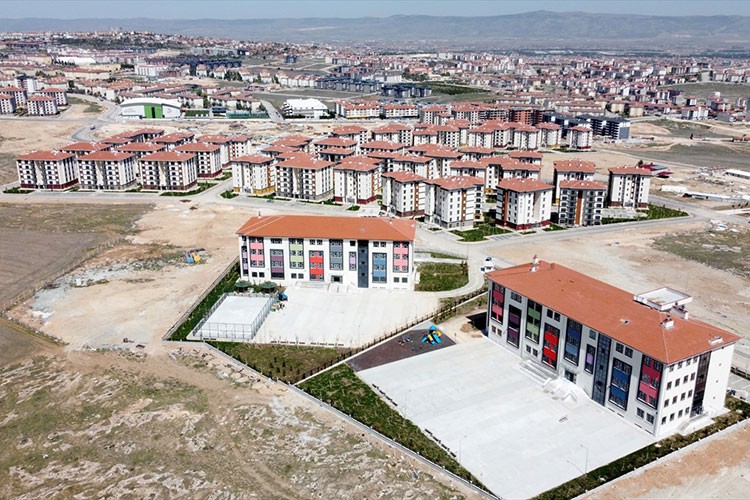 Komyapı, Odunpazarı'nda 3. Etap TOKİ projesinde teslimatlara başladı