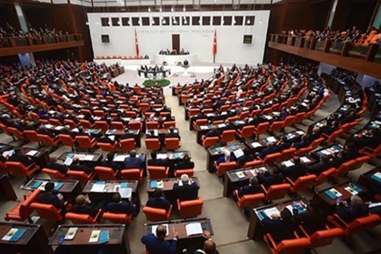 Maaş artışlarına ilişkin kanun teklifi TBMM'de