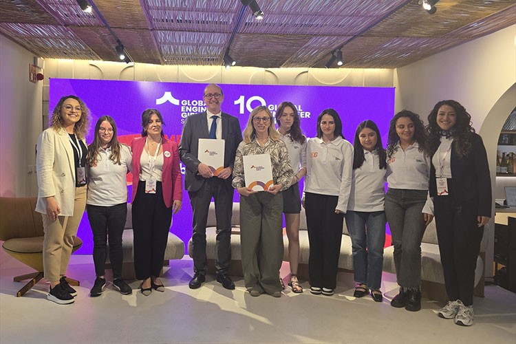 Küresel Mühendis Kızlar Projesi'ni İspanya'ya taşıdı