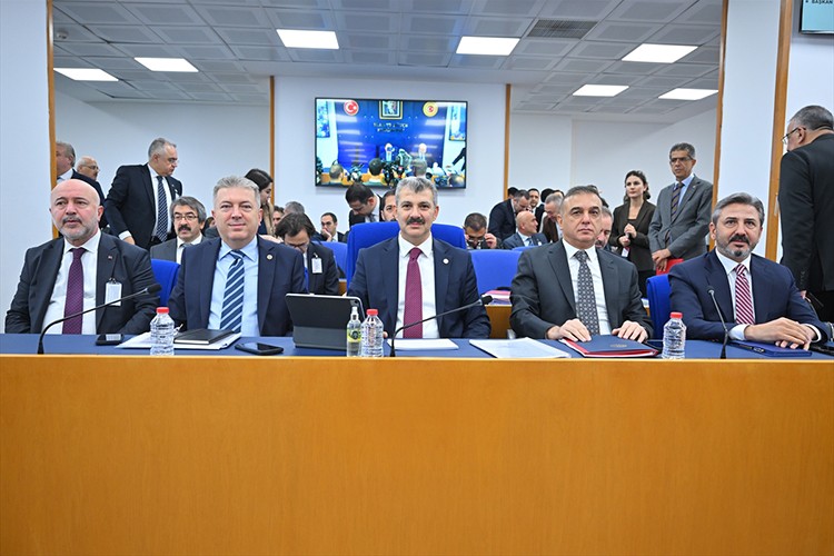 Vergi düzenlemelerini içeren kanun teklifi, komisyonda