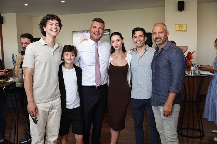 Son Düzlük Lansmanı Veliefendi'de Büyük İlgi Topladı