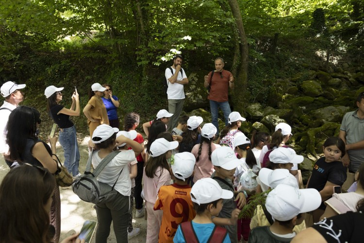 Hayat Holding, Dünya Çevre Günü'nü Öğrencilerle Kutladı