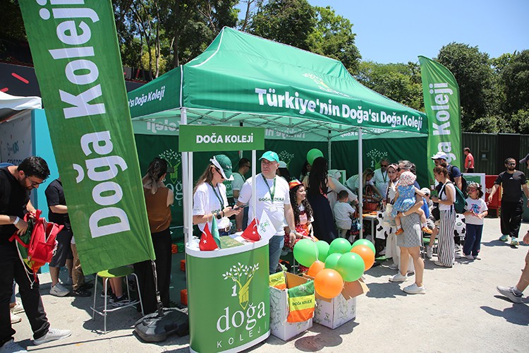 7. Yaratıcı Çocuk Festivali'nde binlerce çocukla buluştu