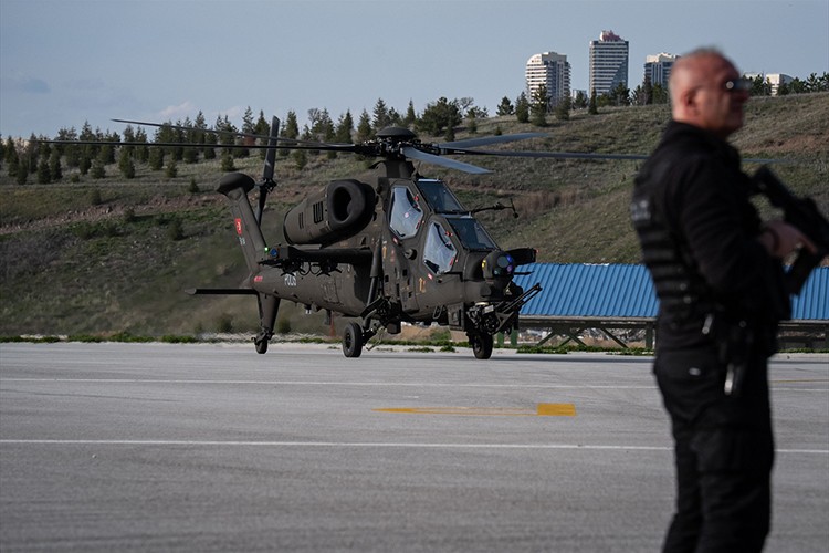 Türkiye savunma sanayine yön veriyor