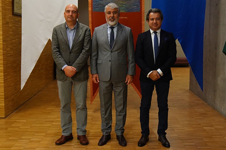 Yapay zekâ destekli eğitim başlıyor!