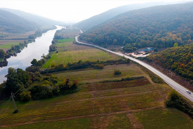 Karacabey Boğazı'nın yolu yenilendi