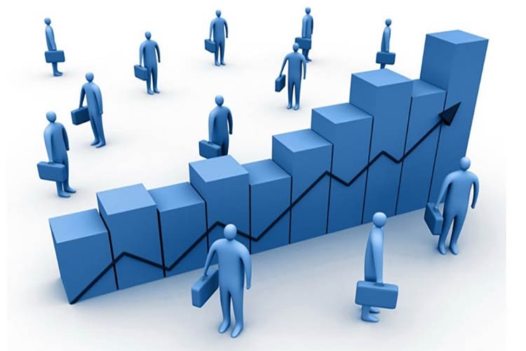 Büyüme beklentinin üstünde