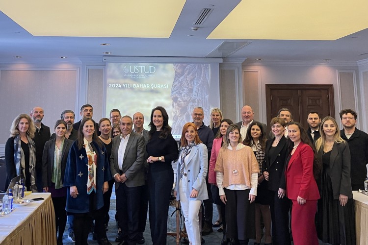 Yapay zekâ destekli çözümler sürdürülebilir turizmin geleceğini şekillendirecek