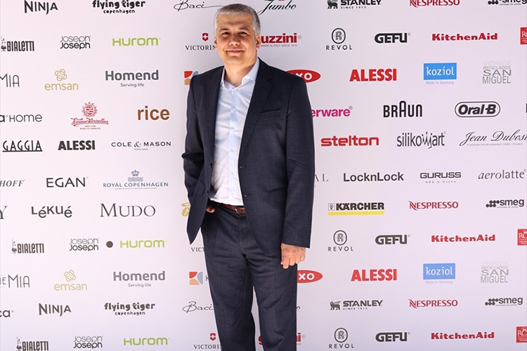 Karaca ev yaşam ürünlerini tek çatı altında topluyor