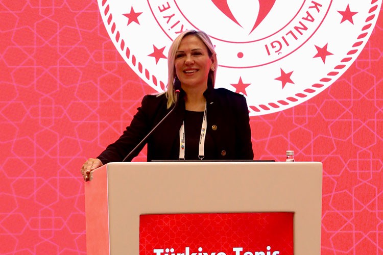 Türkiye Tenis Federasyonu Başkanı Şafak Müderrisgil oldu