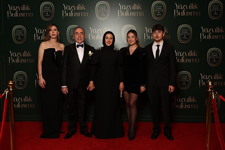 Eyüp Sabri Tuncer'den "Yüzyıllık Buluşma" etkinliği