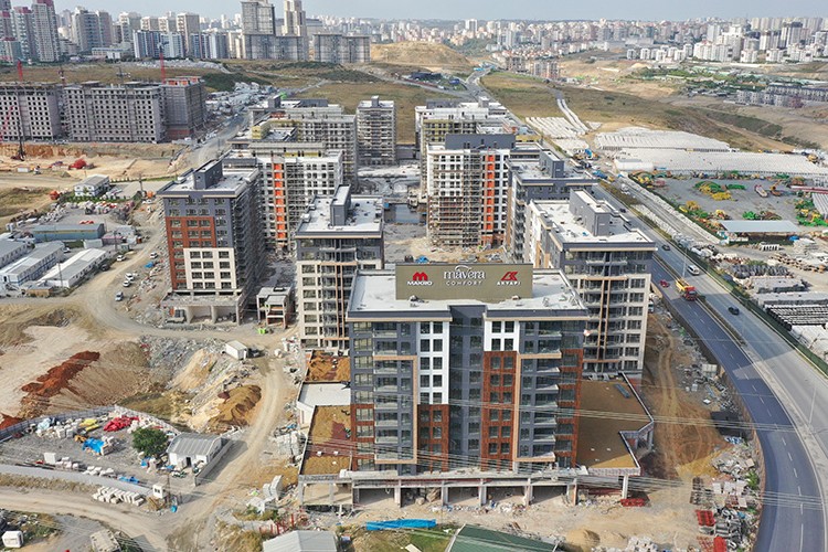 Deprem izolatörlü konutlar Başakşehir Belediyesi garantörlüğünde yapıldı