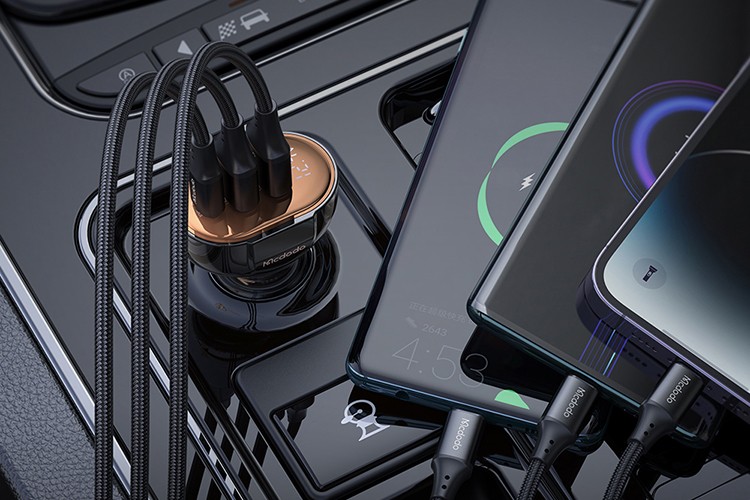 Mcdodo'dan hızıyla otomobille yarışan şarj cihazı