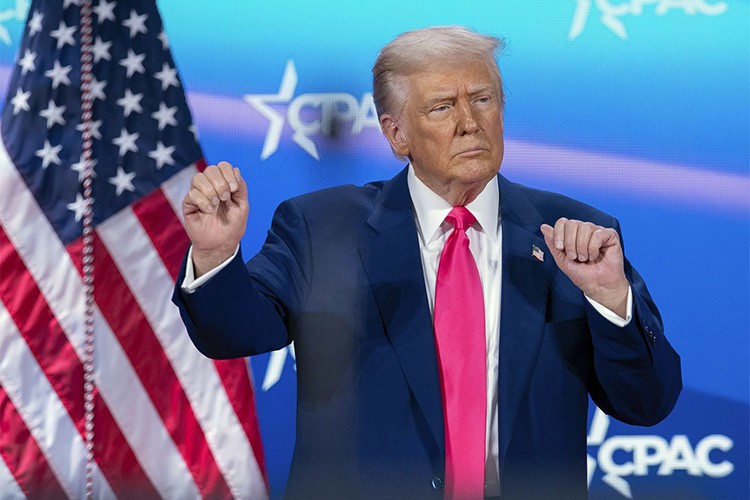 İstihdam oluşturacak yabancılara 5 milyona "altın kart" satacak