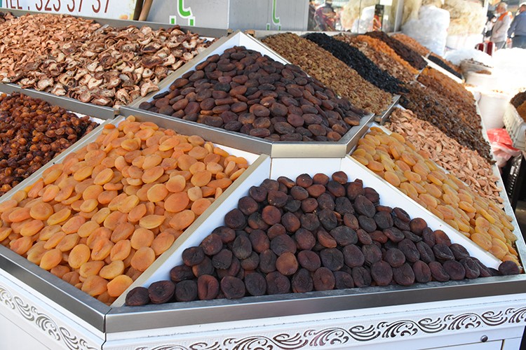 Kuru kayısıda yeni ihracat sezonu hızlı başladı