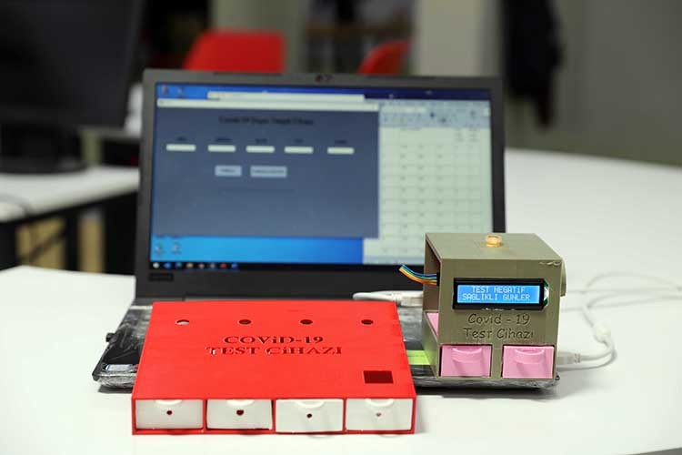 Öğrenciler Covid 19 duyu test cihazı geliştirdi