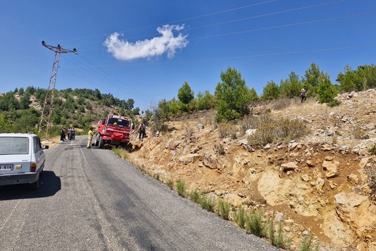 Mersin'de 4 noktada çıkan orman yangınları söndürüldü