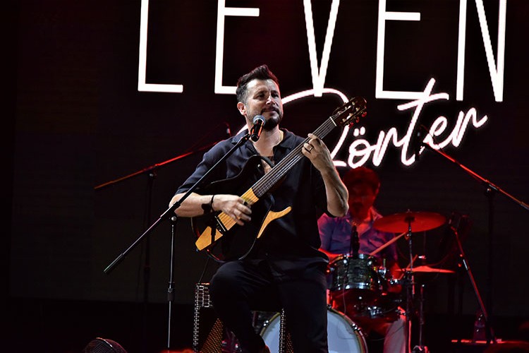 Otuz yaş üzeri için repertuar hazırladım