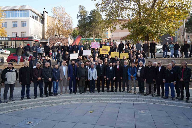 İliç'te tüm siyasi partilerin ortak talebi: Çöpler Altın Madeni açılsın