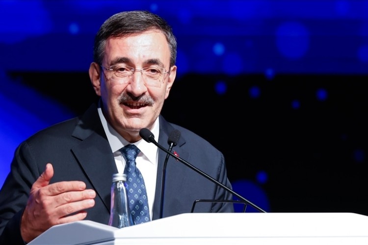 Cumhurbaşkanı Yardımcısı Yılmaz: Ülkenin küresel sermaye akımlarından aldığı payı yüzde 1,5'e çıkarmayı hedefliyoruz