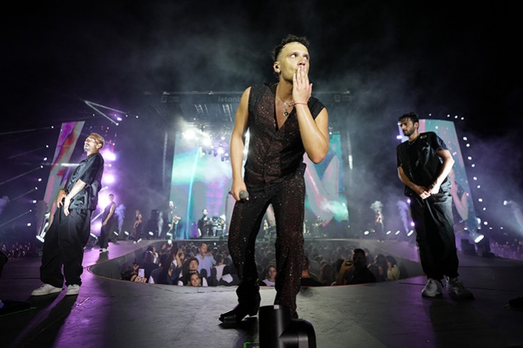 Edis Muhteşem Performansıyla İstanbul Festivali'ni Salladı