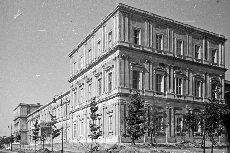 Salt-Türkiye'de Mimarlık Eğitimi