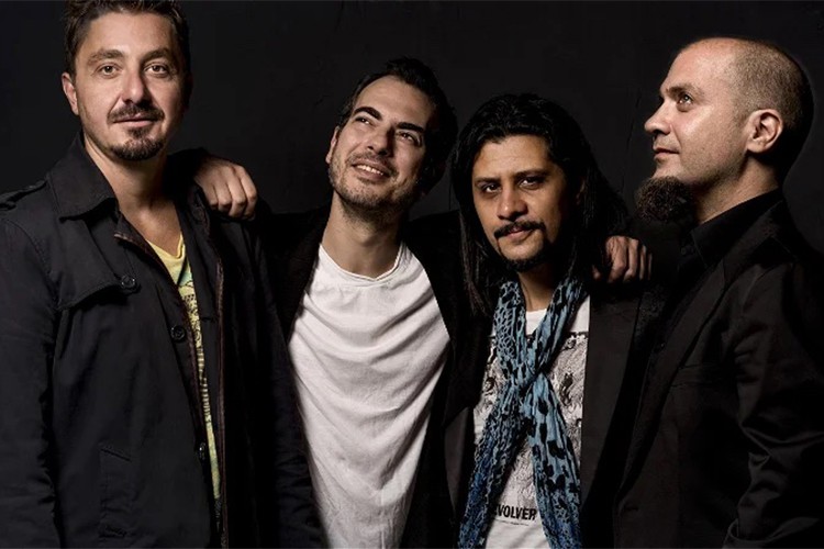 Mor ve Ötesi stadyum konseriyle 31 Mayıs'ta İzmir'de