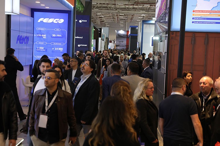 Karayolu lojistiği, küresel ticaret ve ekonominin omurgası