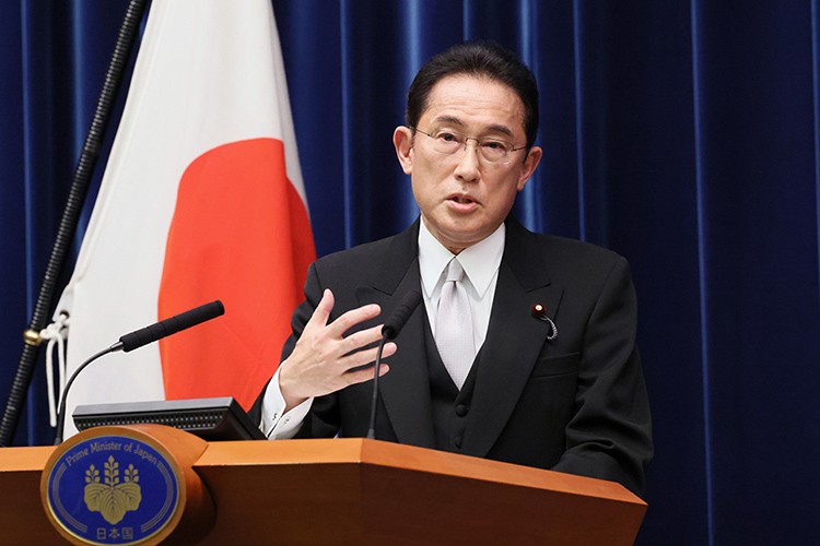 Japoya, ek savunma harcaması için vergileri artıracak