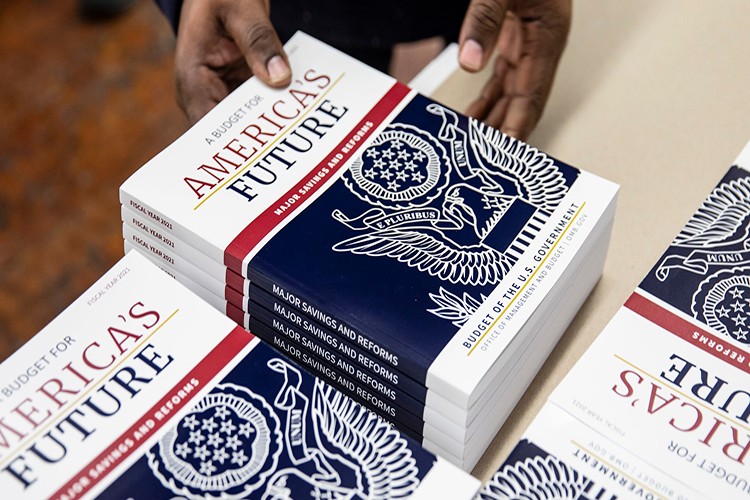 ABD bütçesi temmuzda 221 milyar dolar açık verdi