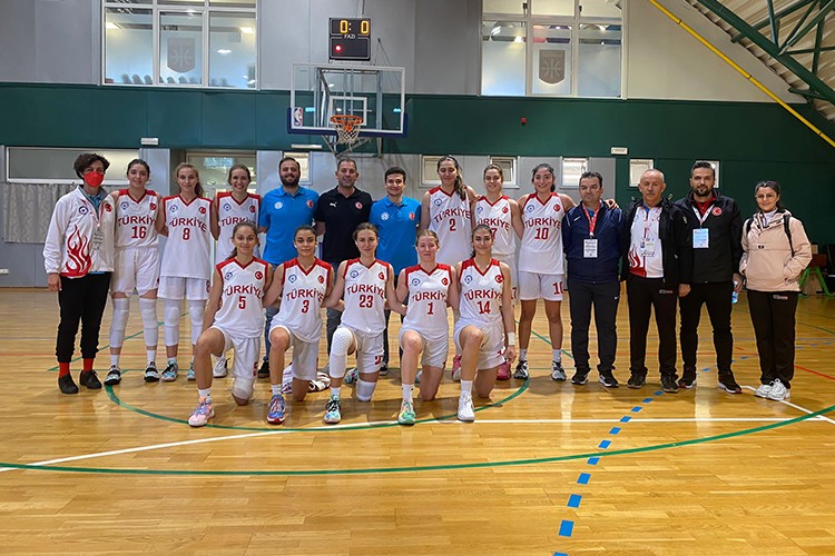 Doğa Koleji Türkiye'yi Temsil Ediyor