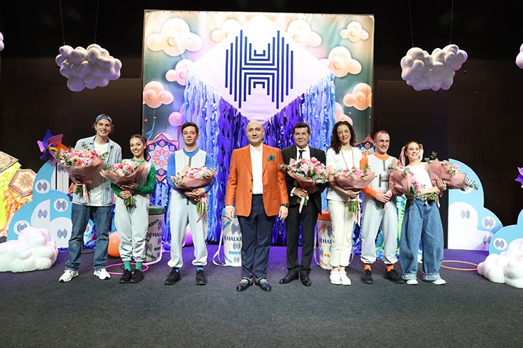 Halkbank'ın Çocuklara Tiyatro Armağanı: