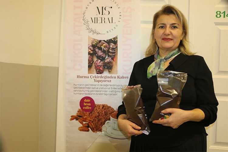 Atık çekirdekten kahve üretiyor