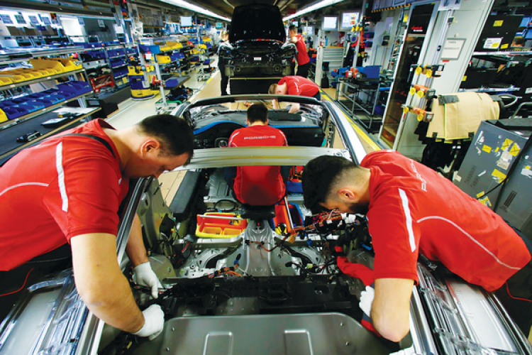 Alman otomotiv sektöründe iş beklentileri en düşük seviyesinde