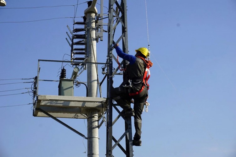 Bakım yaptığı hat uzunluğunu bir yılda yüzde 113 artırdı