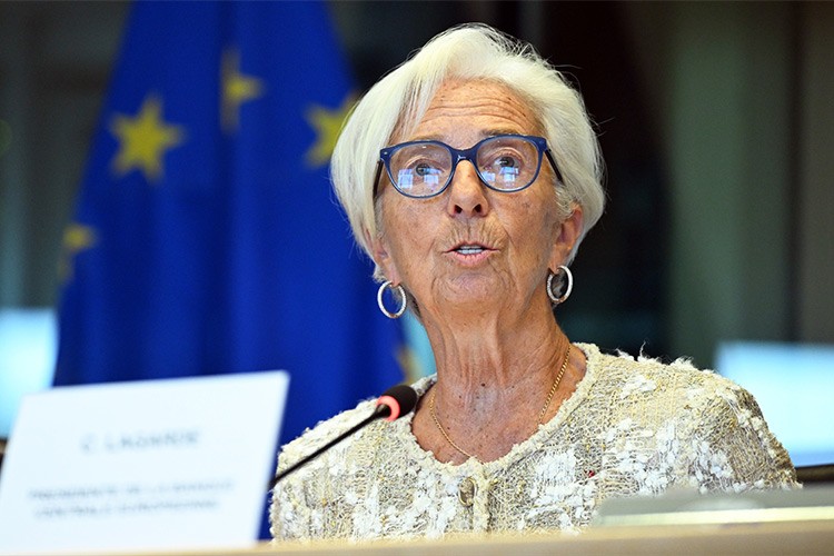 "AB'deki ekonomik faaliyetler beklentilerin altında"