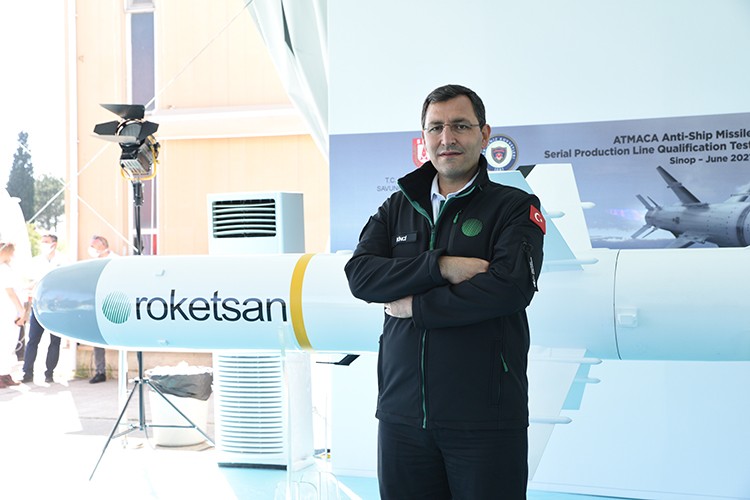 Atmaca gücünü test etti