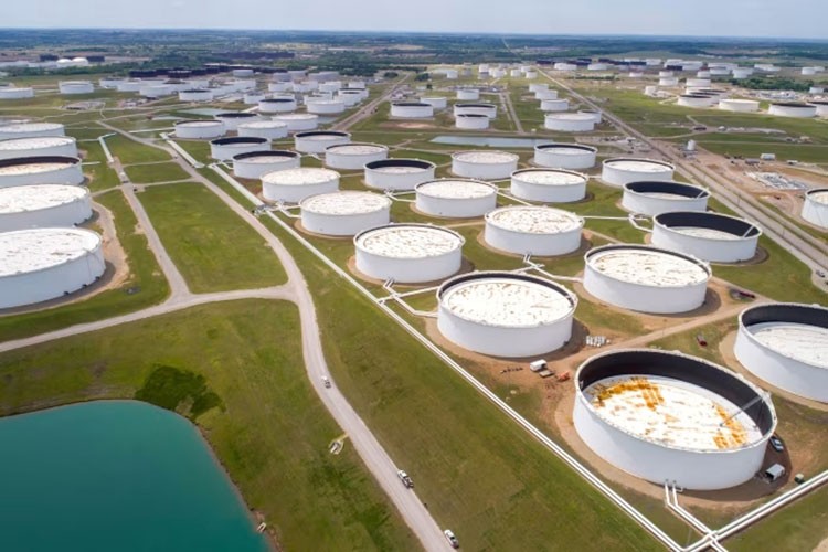 ABD'nin ham petrol stokları 1,3 milyon varil arttı