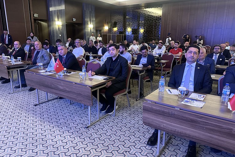 Ayakkabı yan sanayicileri Konya'da buluştu