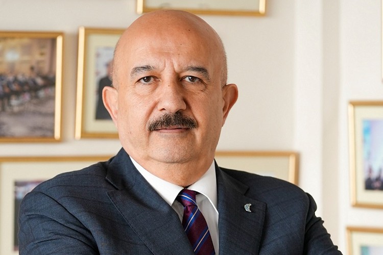 Trump kendini dünyanın reisi sanıyor